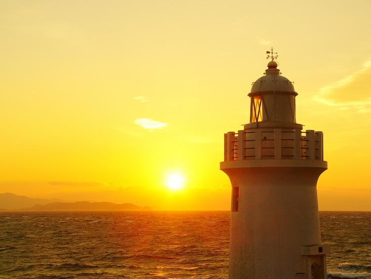伊良湖岬灯台夕日